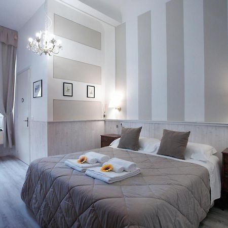 Residenza Centro Storico Hotel Лука Екстериор снимка