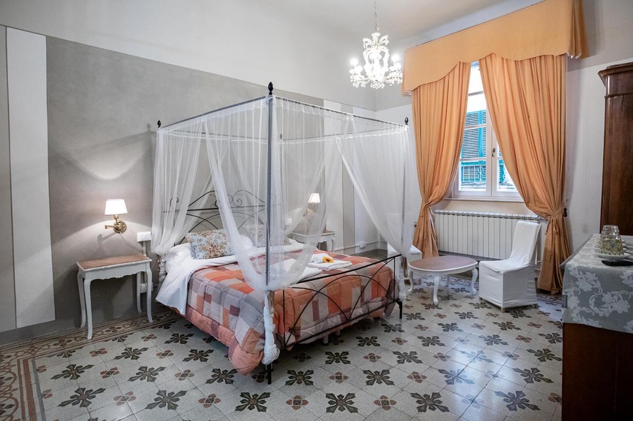 Residenza Centro Storico Hotel Лука Екстериор снимка