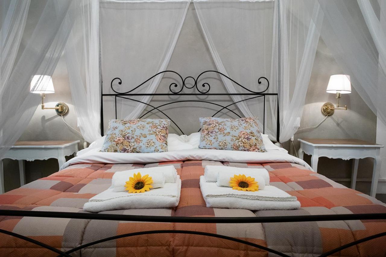 Residenza Centro Storico Hotel Лука Екстериор снимка